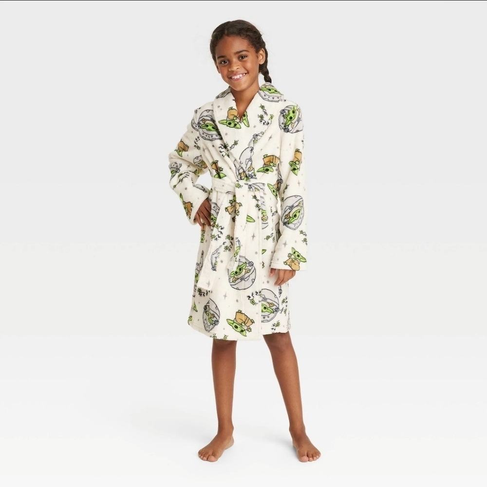 Star Wars The Mandalorian Kids Boys Size Plush Robe Bathrobe Youth Small NWT